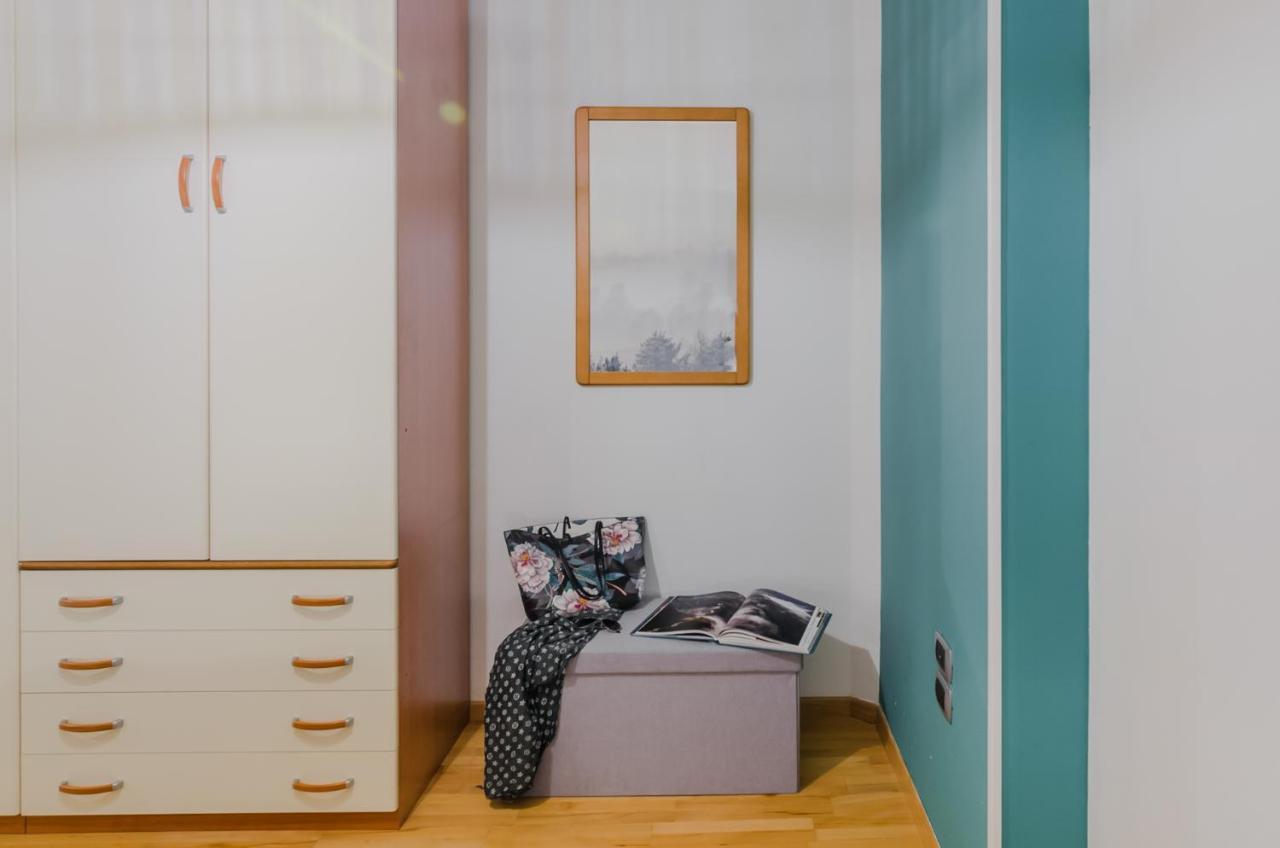 Interno 76 Di Tss' - Splendido Appartamento Con Balcone Tranquillo & Parcheggio Privato - Perfetto Per Famiglie Trento Luaran gambar