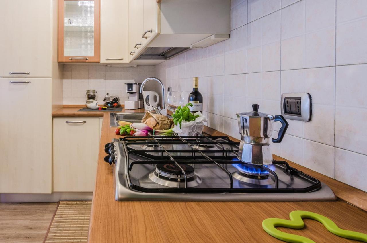 Interno 76 Di Tss' - Splendido Appartamento Con Balcone Tranquillo & Parcheggio Privato - Perfetto Per Famiglie Trento Luaran gambar