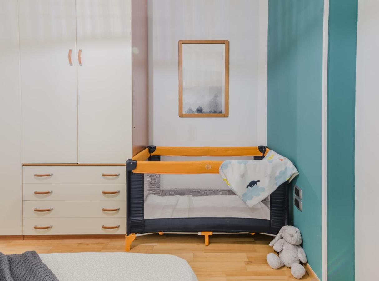 Interno 76 Di Tss' - Splendido Appartamento Con Balcone Tranquillo & Parcheggio Privato - Perfetto Per Famiglie Trento Luaran gambar